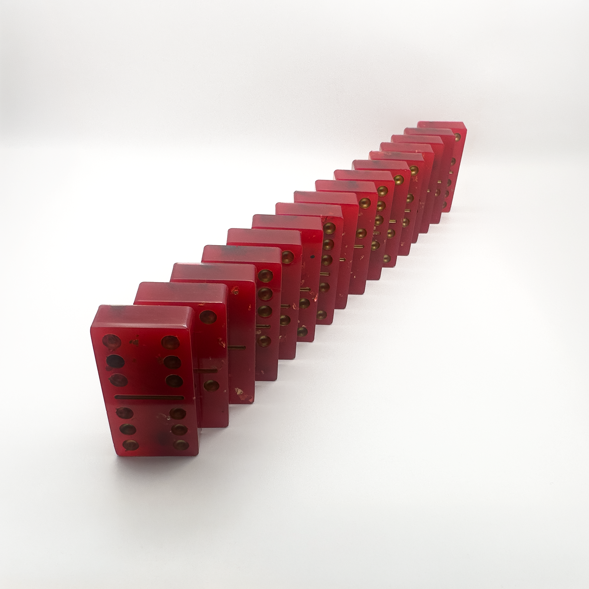 Garnet Domino Set with Millennium Vault | Ambient Cast Session Series